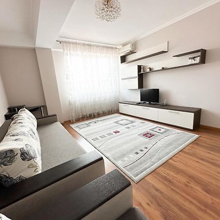 Bright & Quiet 2Room Apartment In City Center Chisináu Exterior foto